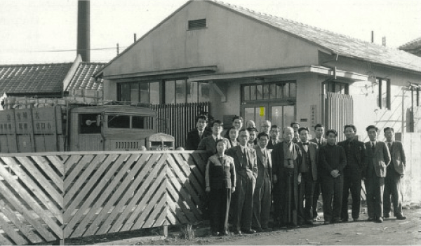 1949年 光村図書出版株式会社設立